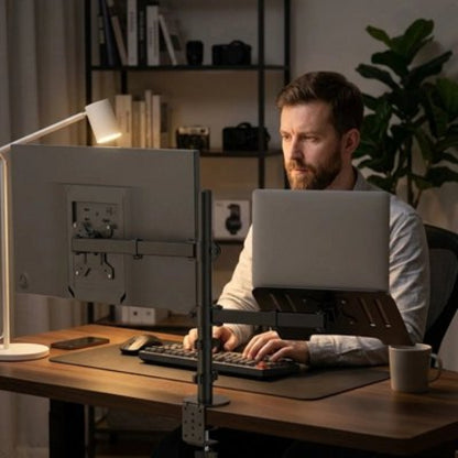 bras d'ecran ergonomique ajustable homme barbu plante etagere lampe