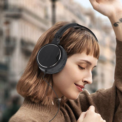 Casque audio filaire ecoute musicale paisible